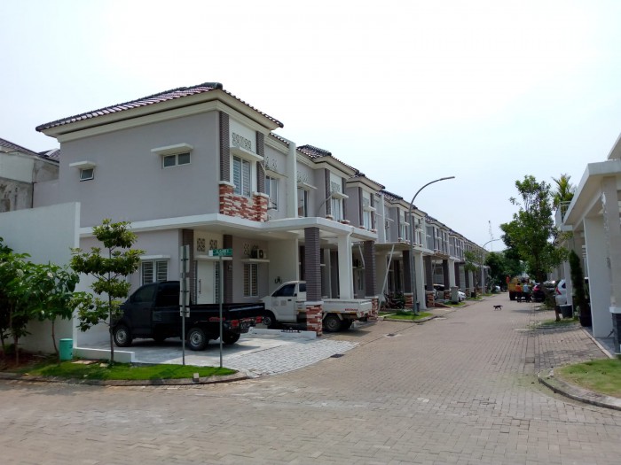 Rumah Disewakan Semi Furnished di Cluster Candi Djava Residence Jababeka Cikarang